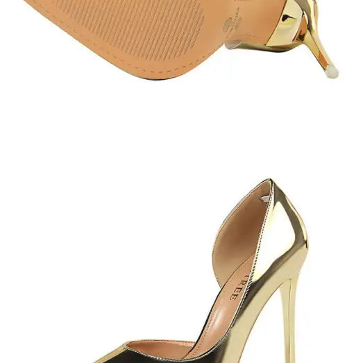 Simple stiletto heel in gold and black metallic finish