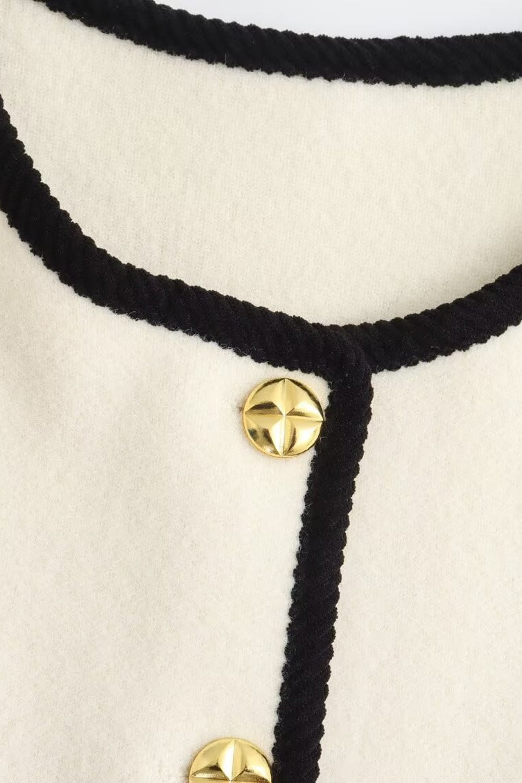 Langry black and gold button-up shirt with rope-textured buttons in classic Korean velvet coat fashion