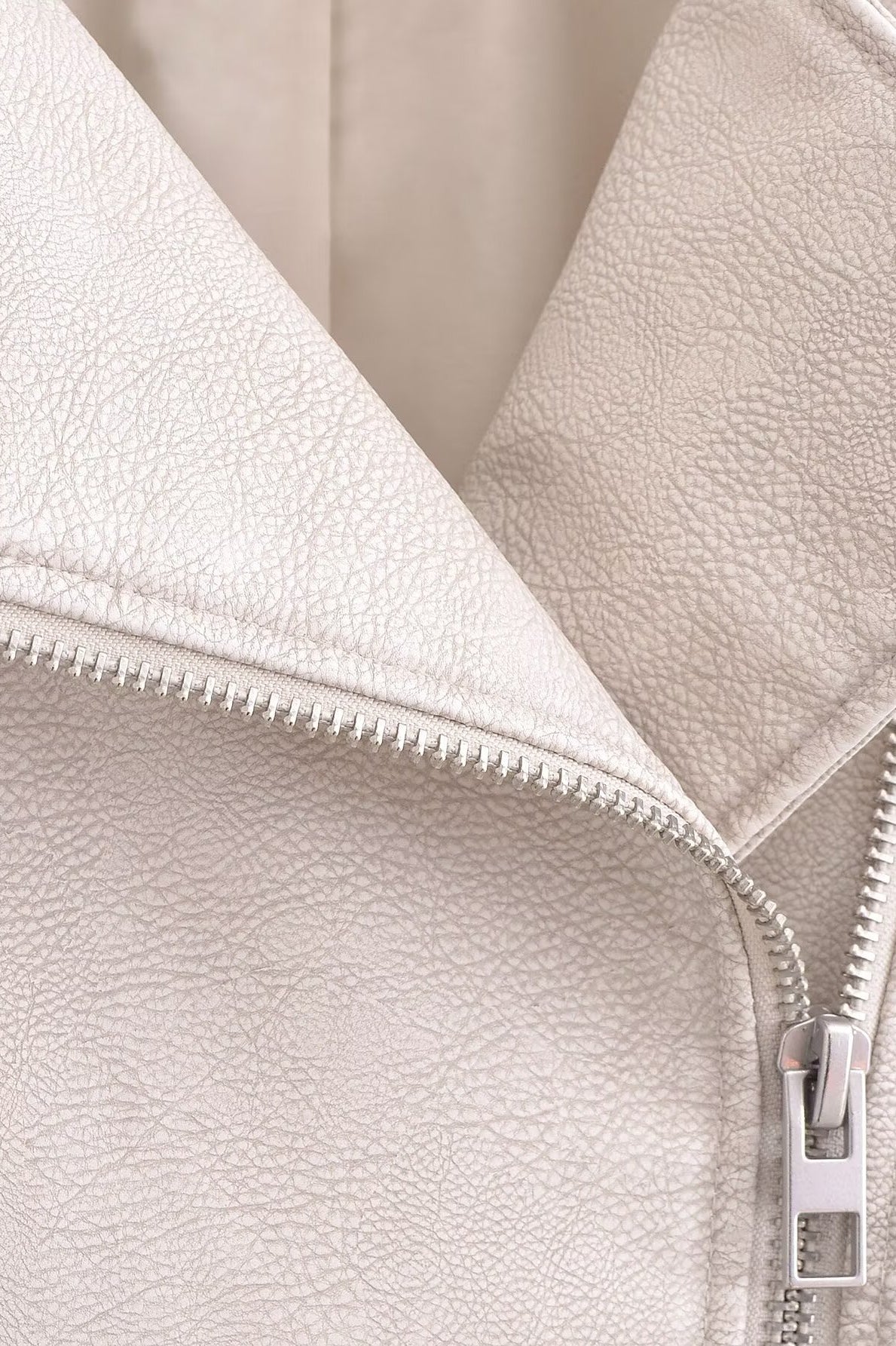 Retro washed faux leather jacket in white textured style with zipper detail