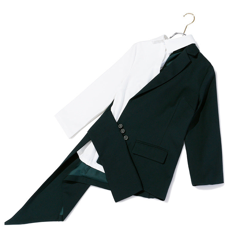 Asymmetrical green and white blazer from Modern Personality enhances modern fashion ملابس