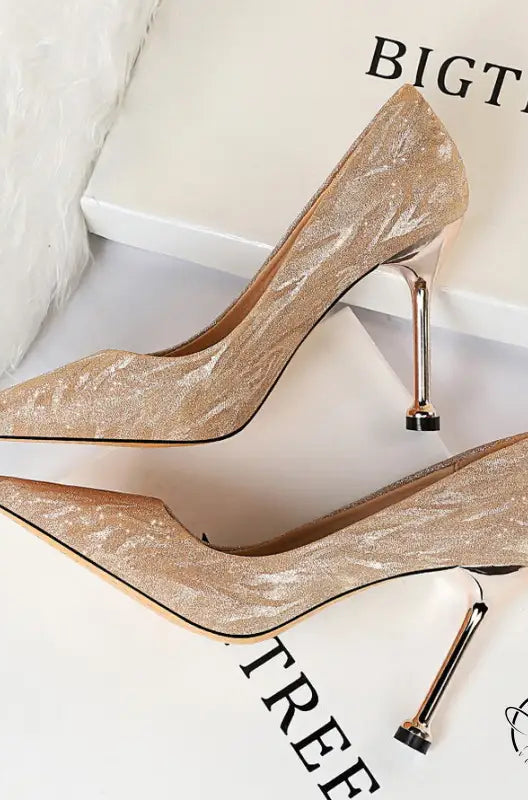 All Matching High Heel Low Cut Pointed Toe Shoes