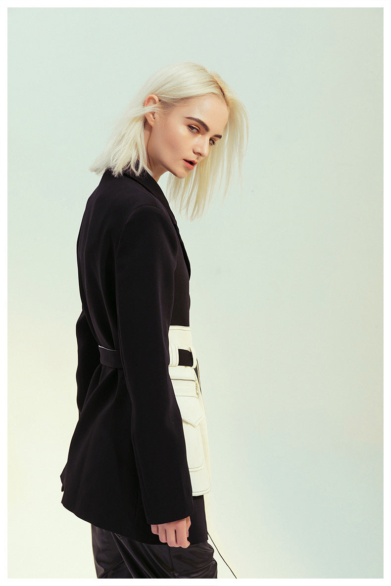 Elegant Black White Retro Blazer featuring a woman in stylish fashion, perfect for ملابس