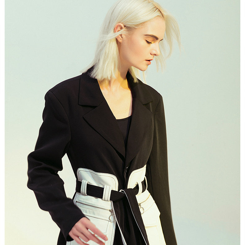 Elegant black white retro blazer with stylish black blazer and white pocket belt for fashion