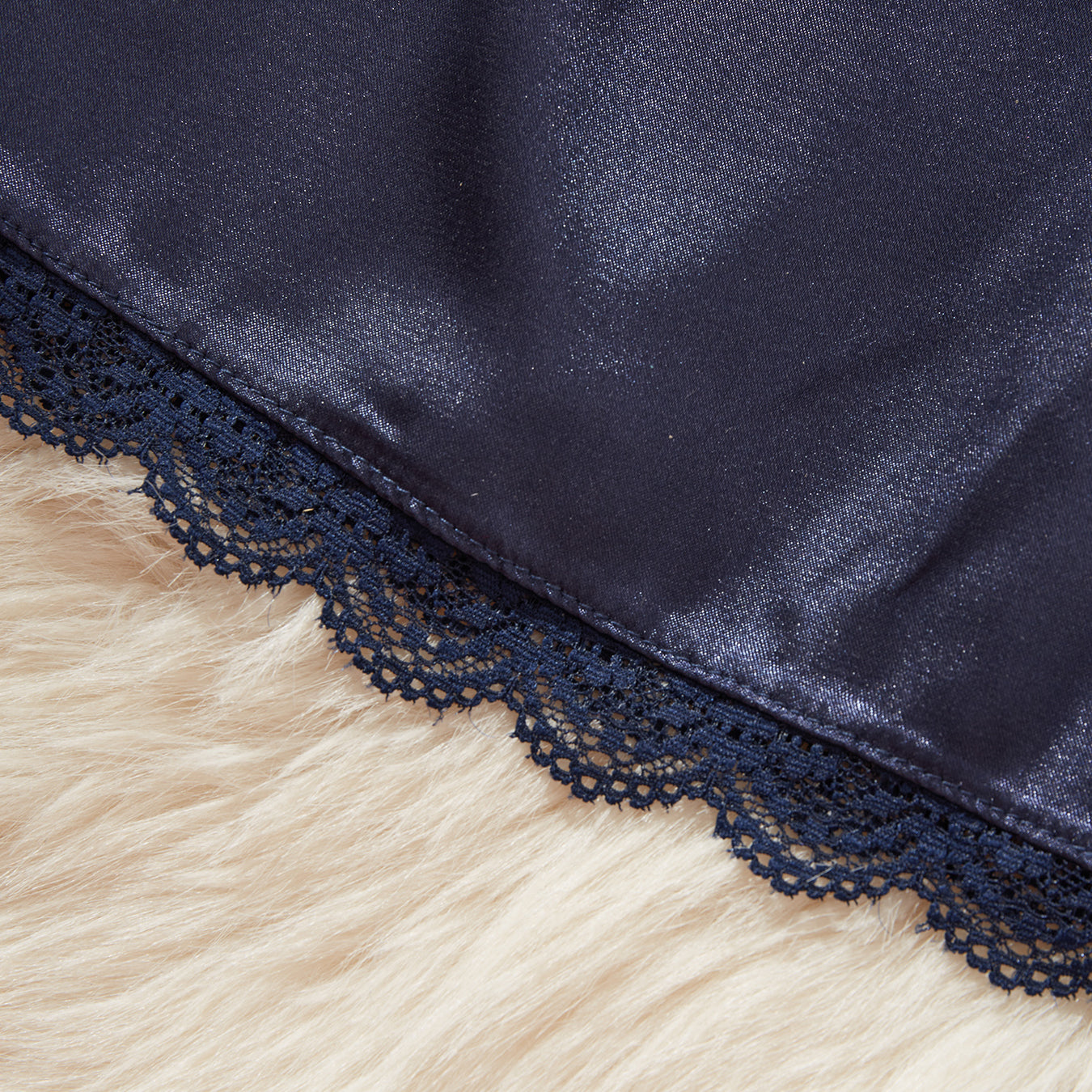 Two Piece Lace Thin Artificial Silk Camisole Lingerie