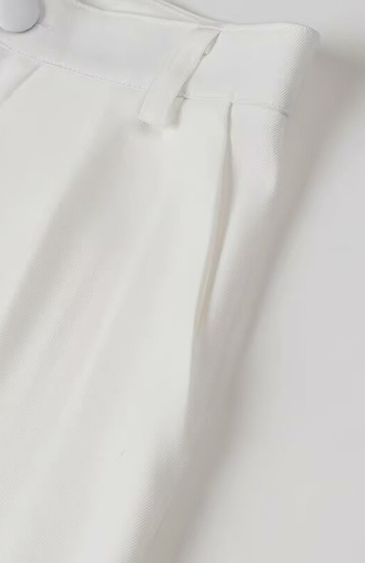 Elegant Langry white pleated fashion dress with waist button closure