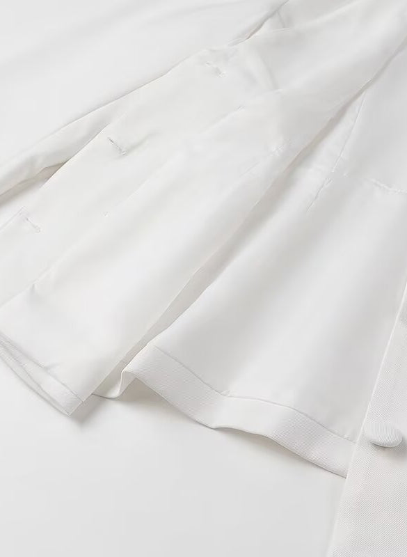 Elegant white linen langry fashion shirt with rolled sleeves and classic collar