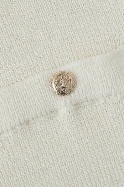 Slim casual knitted dress with white knit pocket and gold button