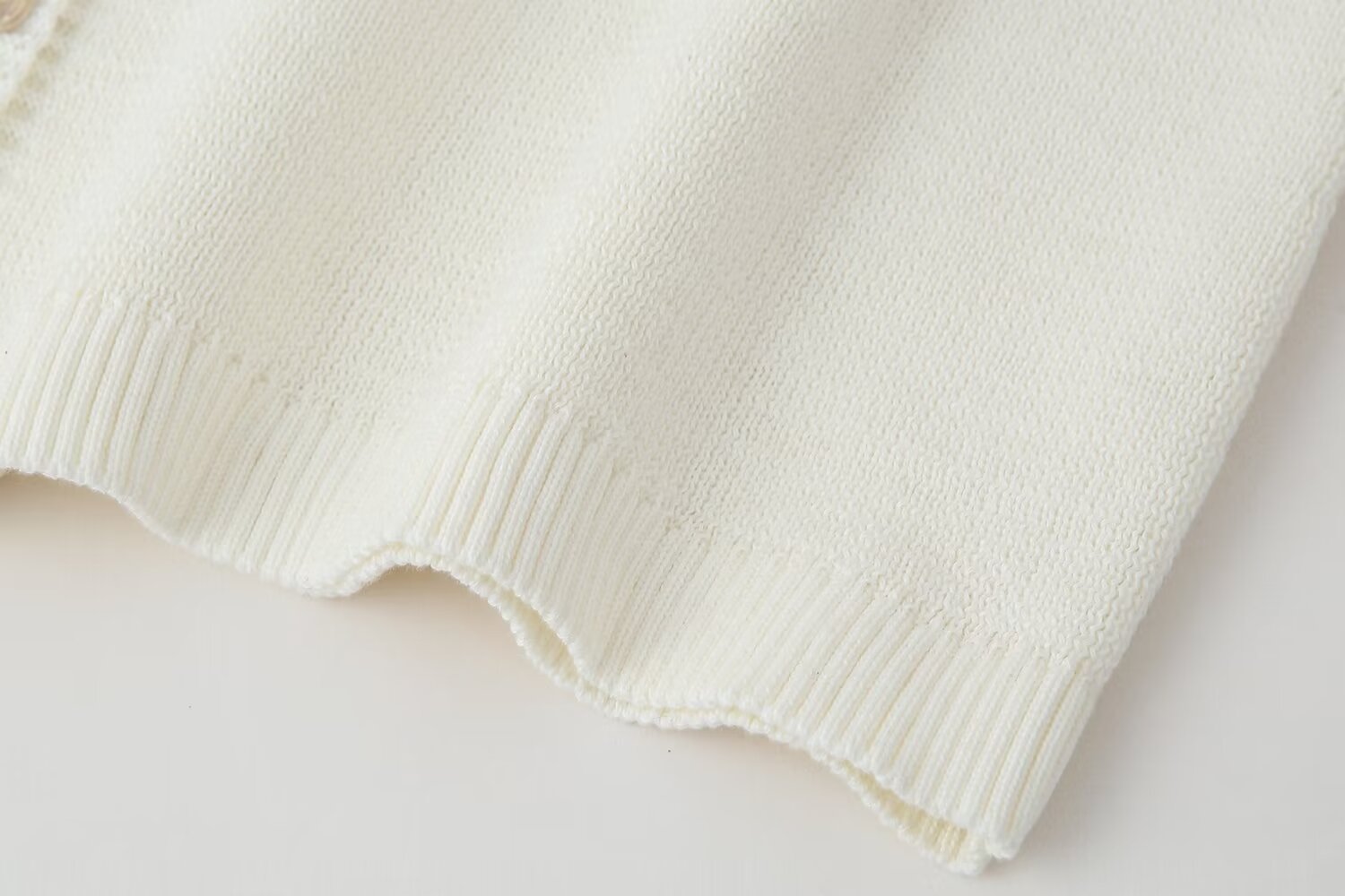 Cream-colored knit fabric for Slim Casual Knitted Dress, ideal for casual knitted dress style