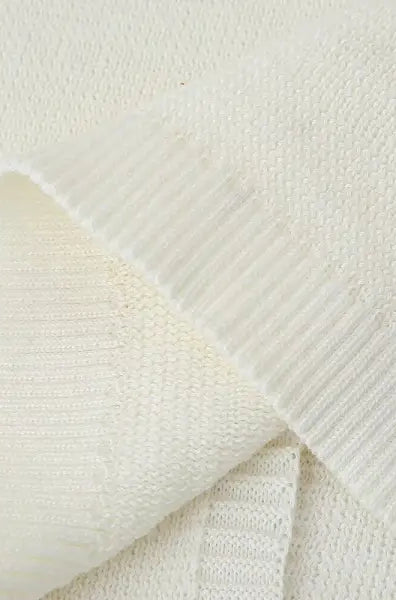 Slim casual knitted dress with folded white knit fabric