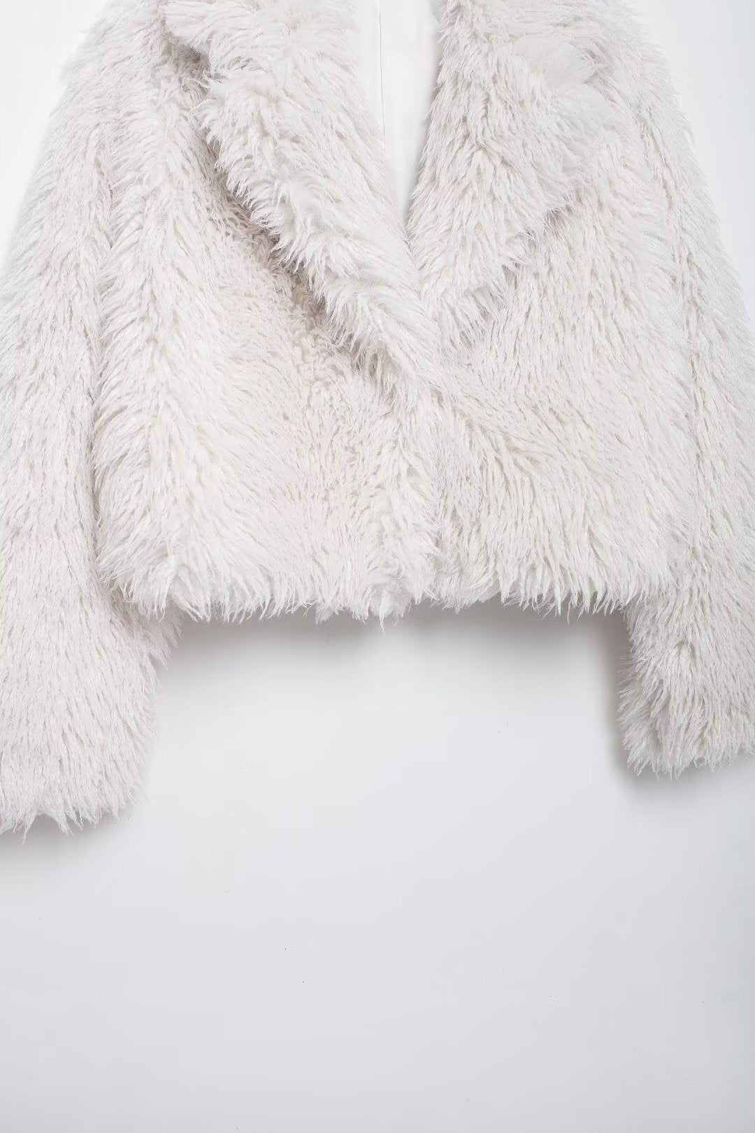 Elegant white faux fur jacket from Winter All Match Fur Short Coat for fashionable ملابس