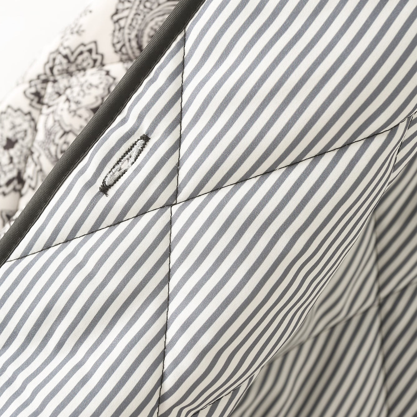 Quilted striped fabric for Winter Printed Cotton Padded Coat, stylish langry fashion ملابس