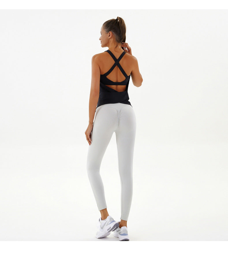 Woman in athletic wear showcasing the Langry Yoga Breathable Top for stylish ملابس