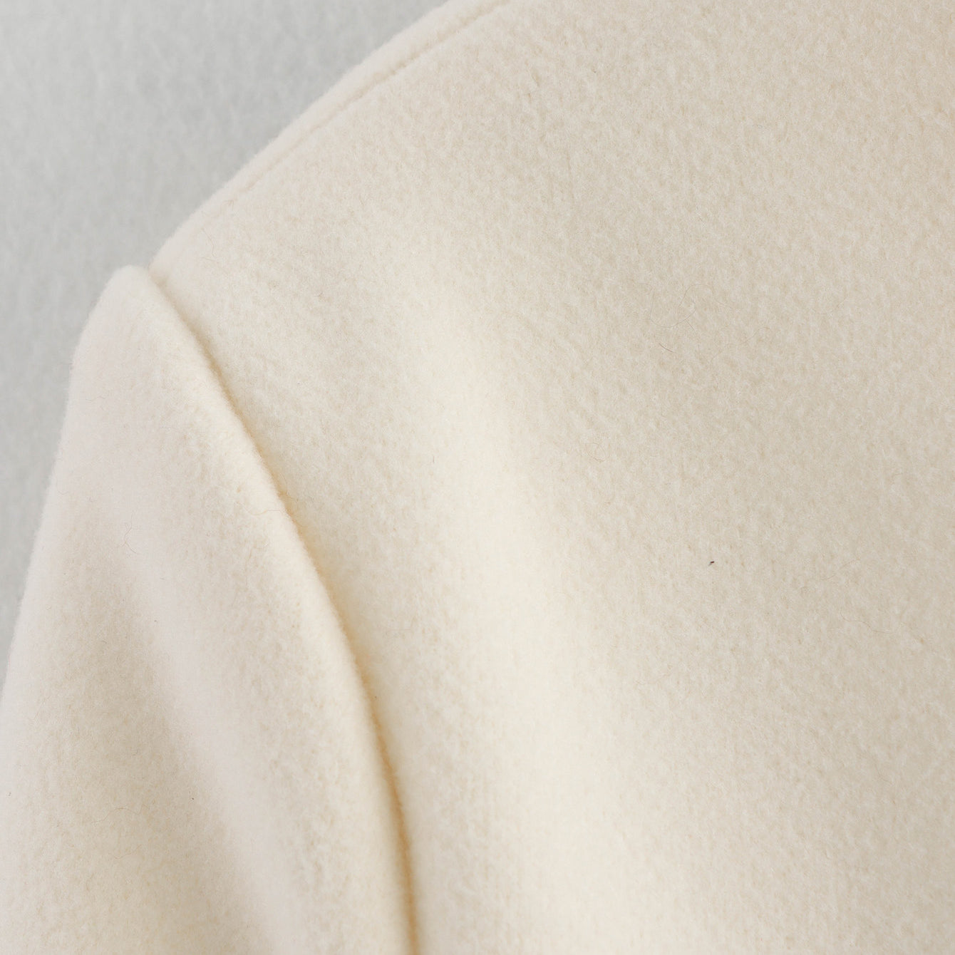 Cozy Langry fashion cream fleece blanket in thickened woolen coat