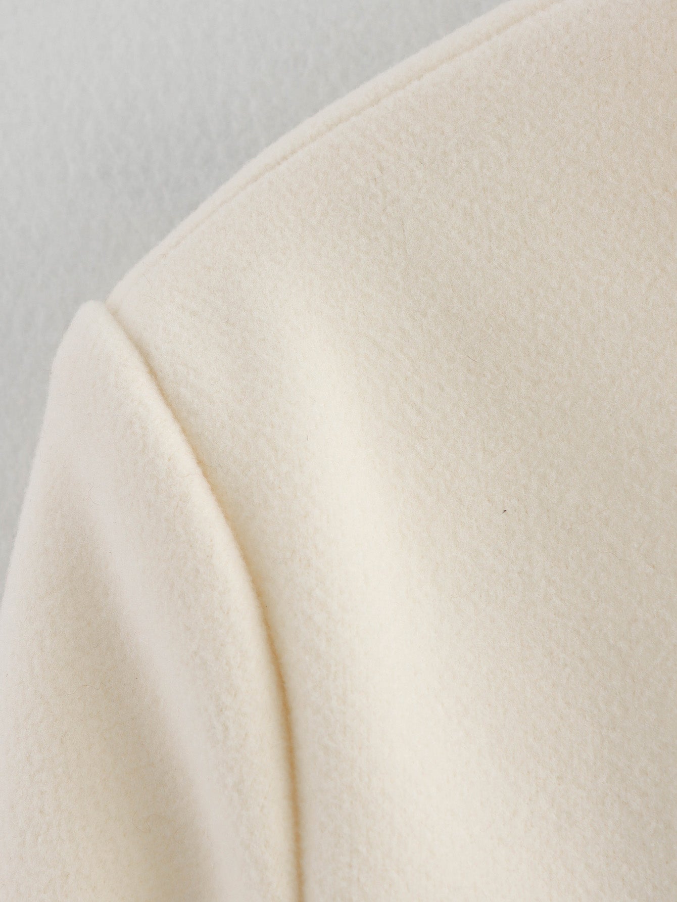 Cozy Langry fashion cream fleece blanket in thickened woolen coat