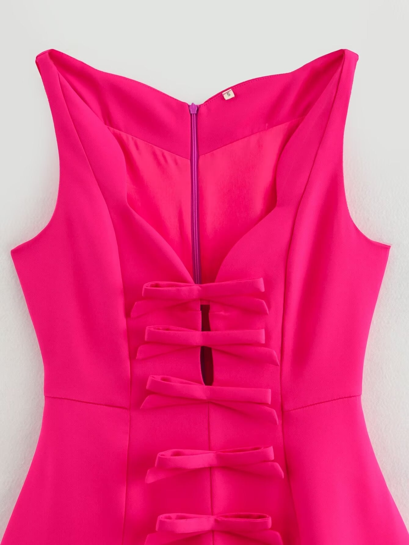 Bright pink fashion dress with bow details from Stereo Bowknot Decoration collection