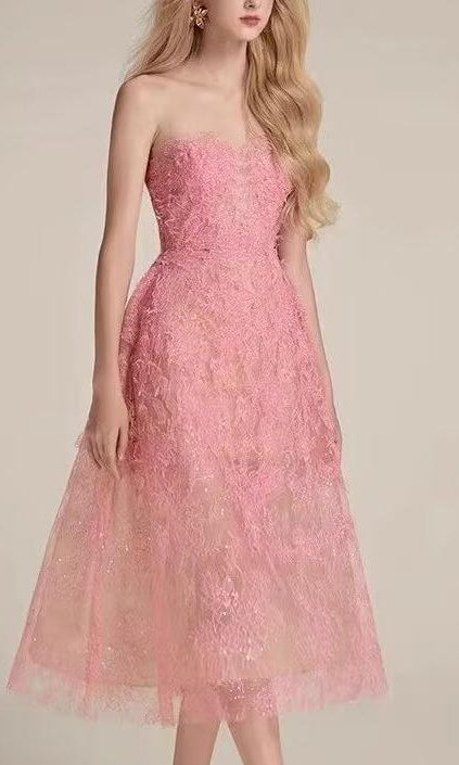 Elegant floral lace patchwork tulle dress featuring a strapless pink lace design for sophisticated fashion and ملابس style