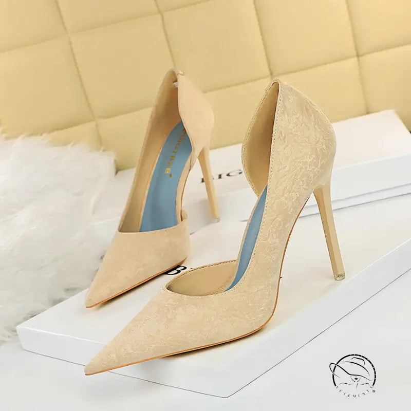 Fashionable Figure Flattering Side Hollow out Cutout High Heels