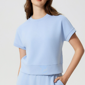 Light blue cropped sweatshirt from Langry, perfect for yoga and fashion-forward ملابس