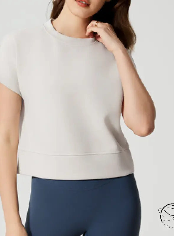 Light gray cropped loose fitness yoga t-shirt top