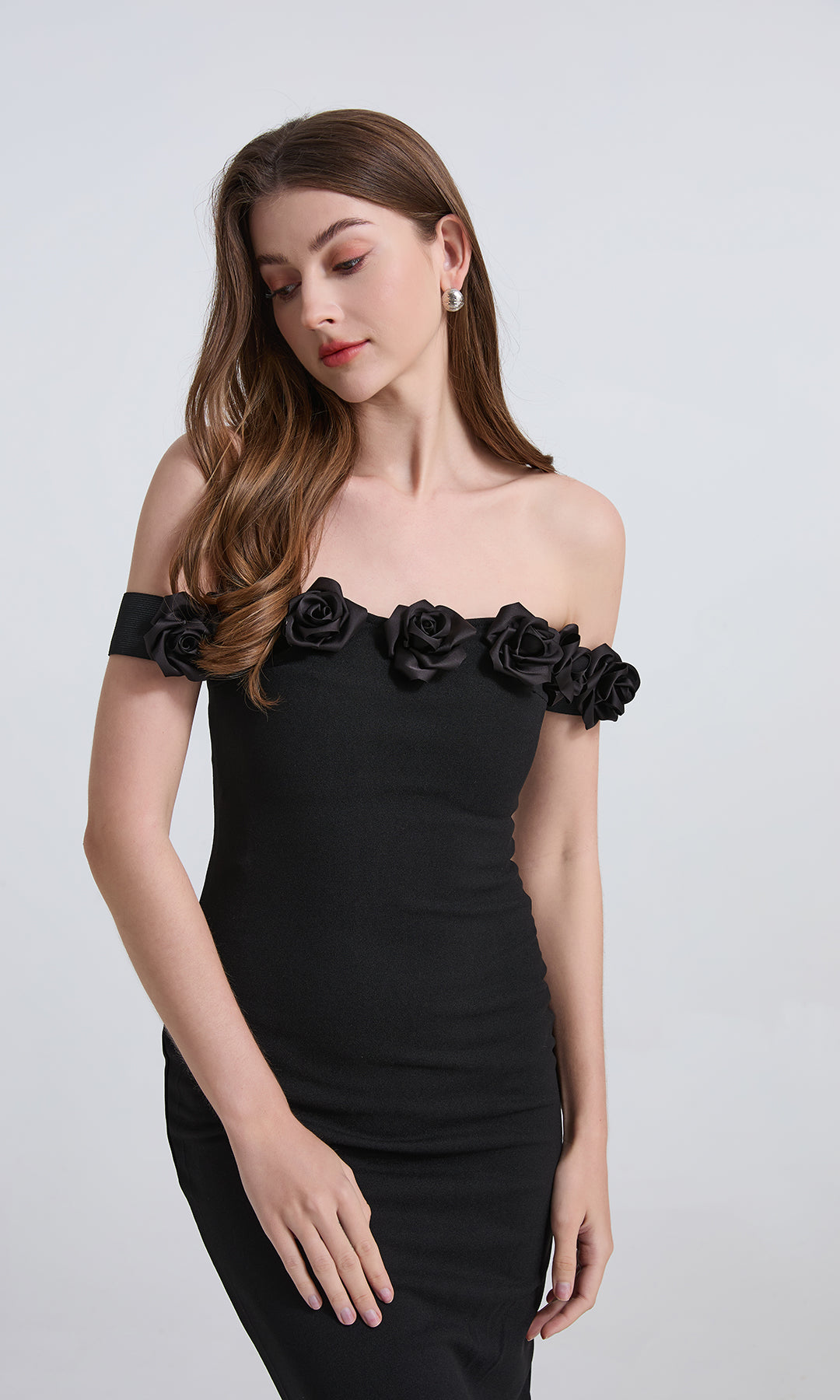 Elegant black off-the-shoulder Enchanting Flower Slim Fit Slit Dress in fashion ملابس