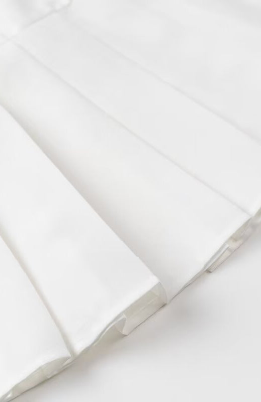 Elegant langry white pleated skirt with silver zipper in fashion two-piece dress