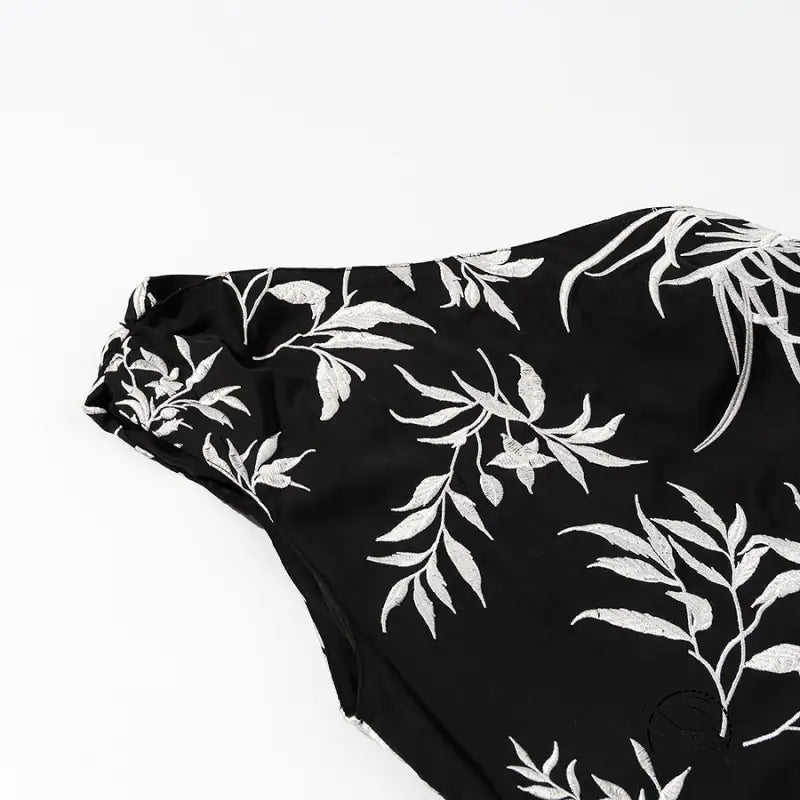 Black and white floral embroidery dress by Langry fashion