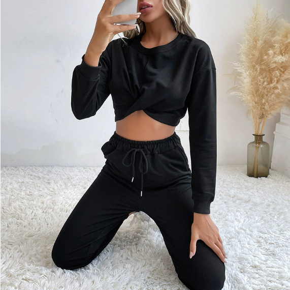 Casual black langry fashion two-piece sweater set with twisted crop top and drawstring pants