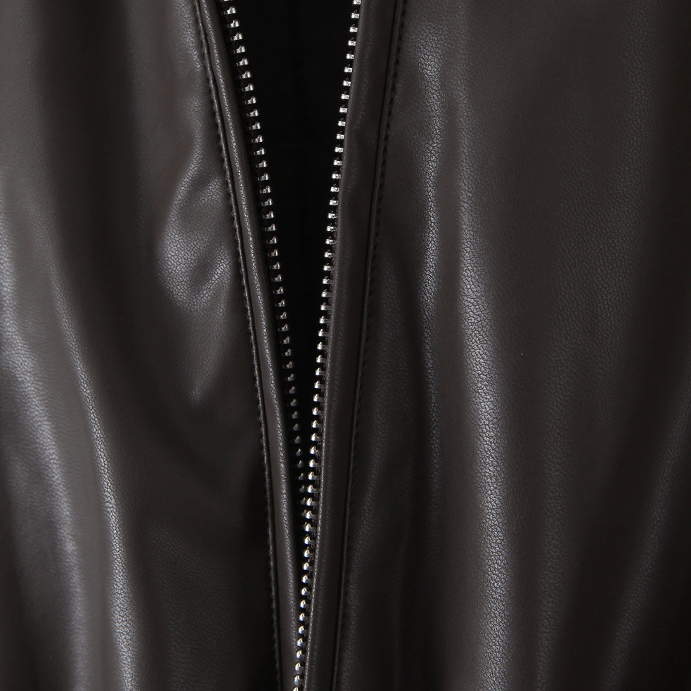 Close-up of Langry faux leather zipper jacket, loose thick warm short fashion style