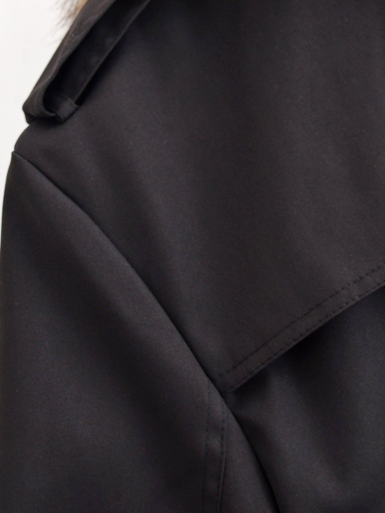 Stylish Langry fashion black leather jacket with fur collar and button closure