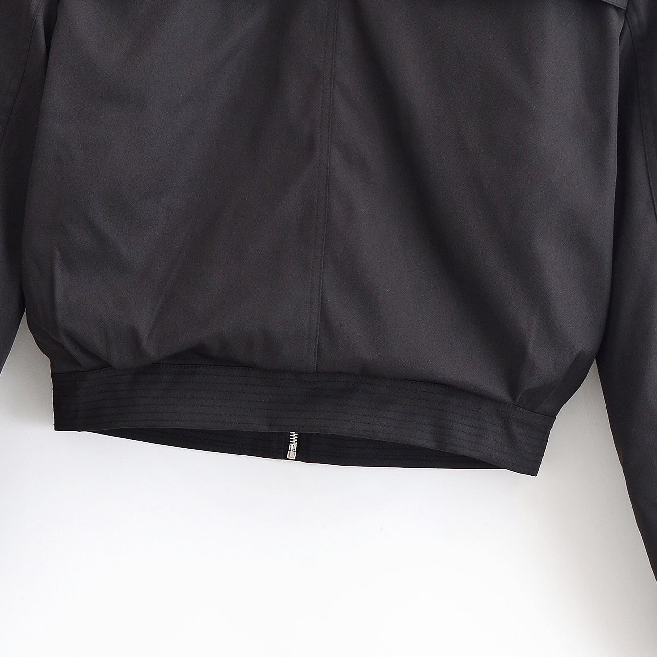 Langry fashion black nylon hooded jacket with fur collar and zipper