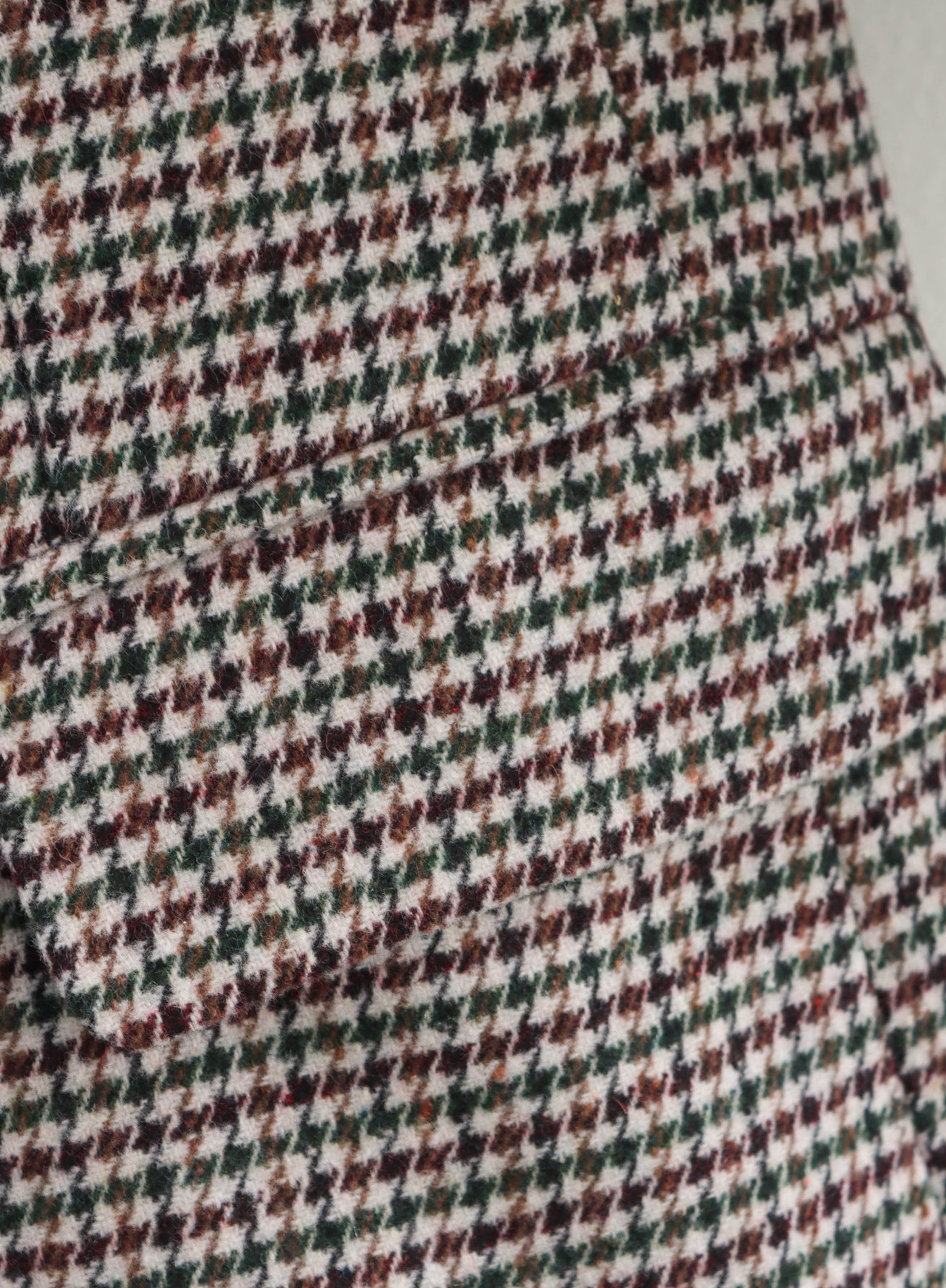 Langry fashion plaid wool jacket in green, red, brown hues for winter retro casual blazer tops