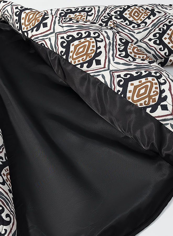 Langry fashion black and white geometric blanket coat in cotton-padded design