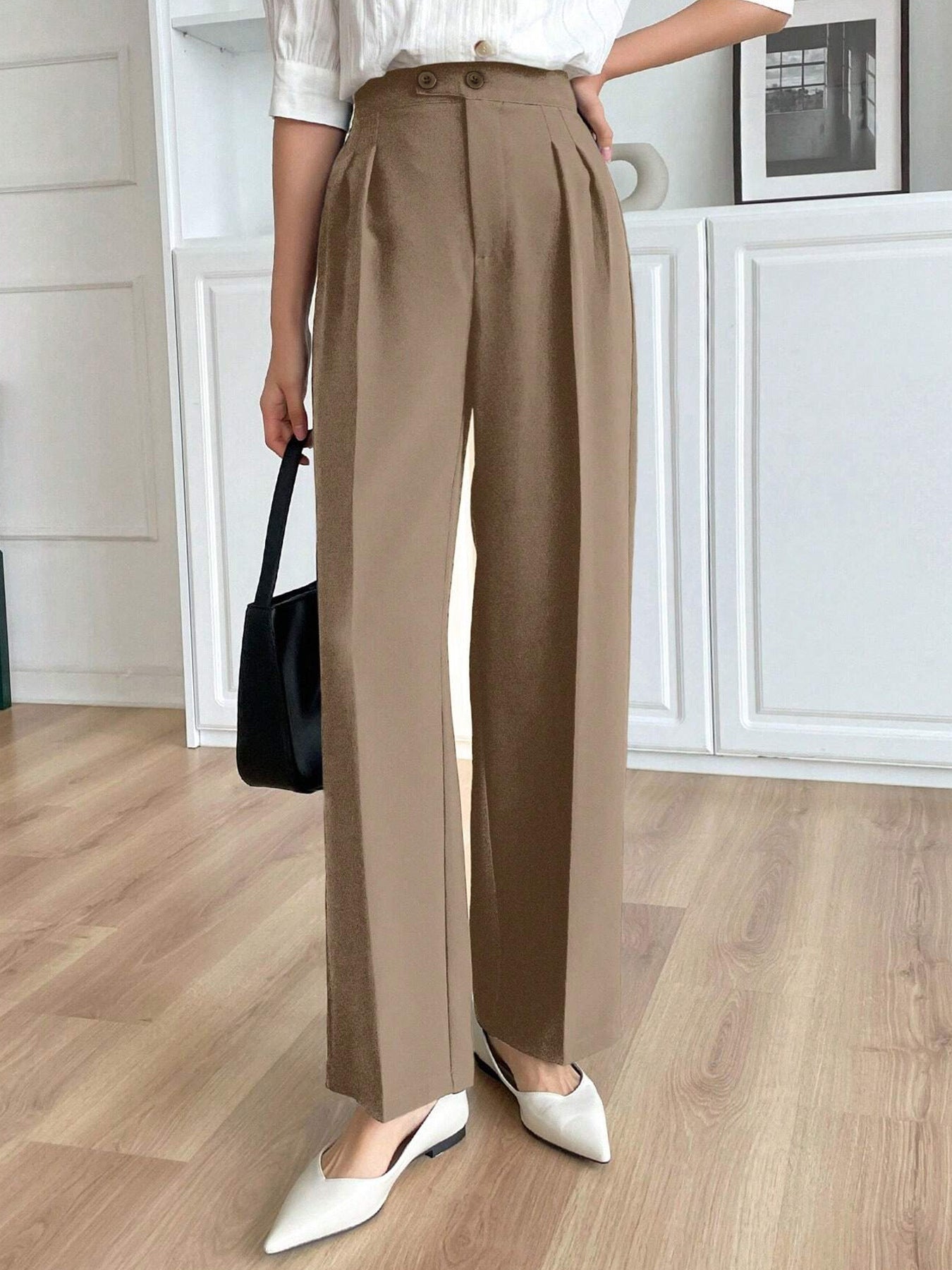 Beige high-waisted wide-leg Langry fashion pants with pleats and white flats