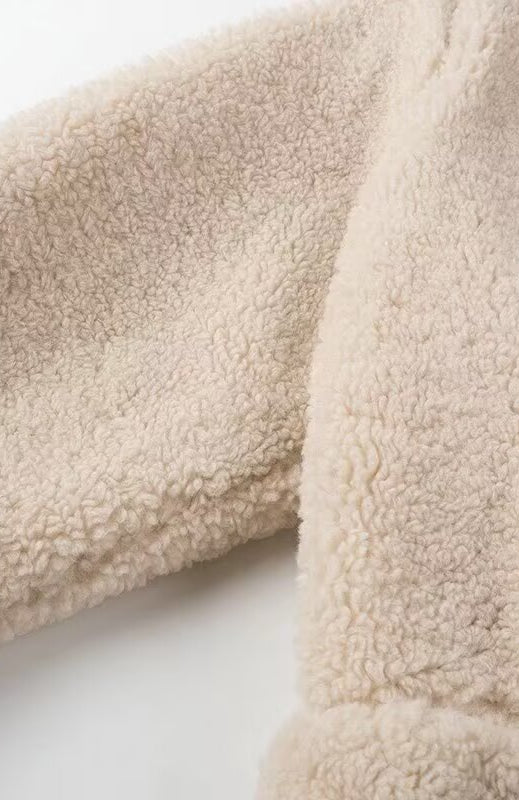 Langry fashion cream-colored sherpa blanket in elegant polo collar furry coat