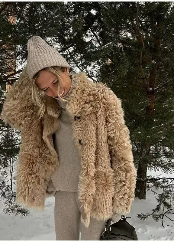 Casual big fur terry coat in beige faux fur with hood and buttons