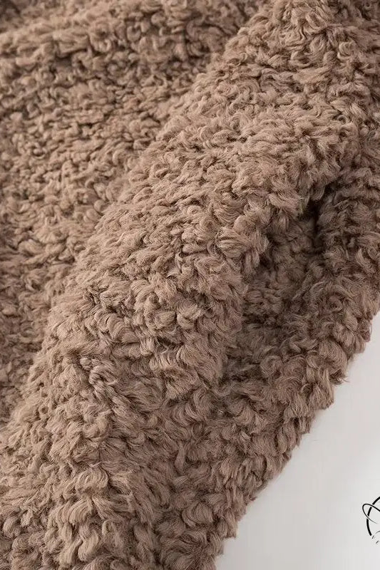 Casual big fur terry coat in beige fluffy textured blanket fabric