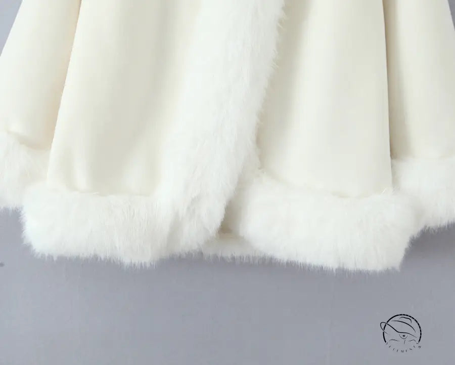 Elegant white fur trim on Langry fashion woolen jacket collar