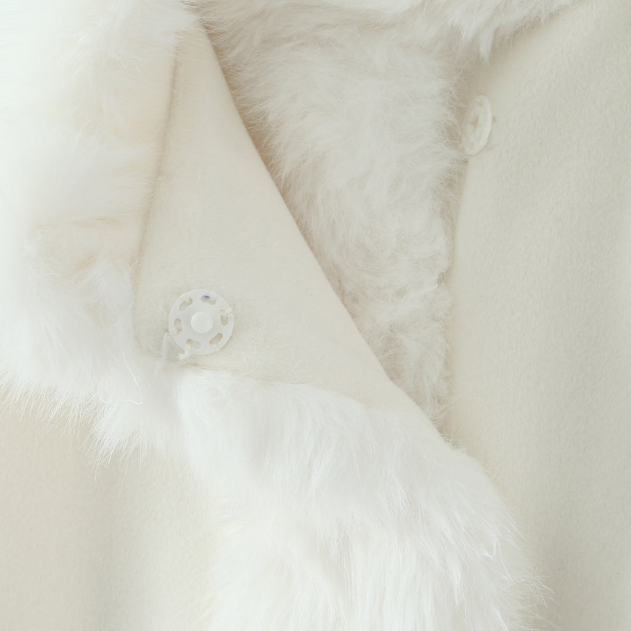 Elegant langry fashion woolen jacket with white shirt and fur collar
