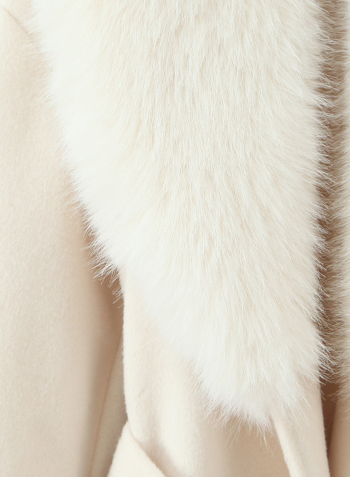 Elegant langry fashion cream fur vest with brown stripe in white wool coat
