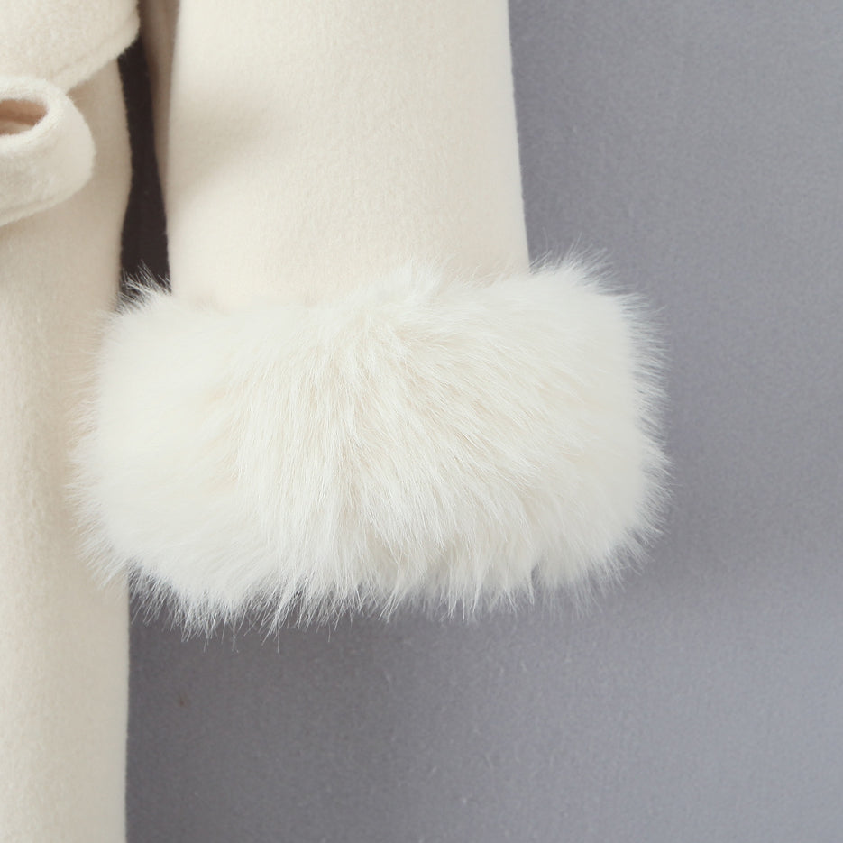 Elegant langry fashion white woolen coat with fluffy wrist warmer and fur trim