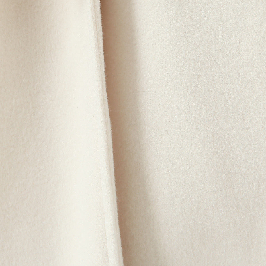 Elegant langry fashion white woolen coat with cream-colored cotton fabric