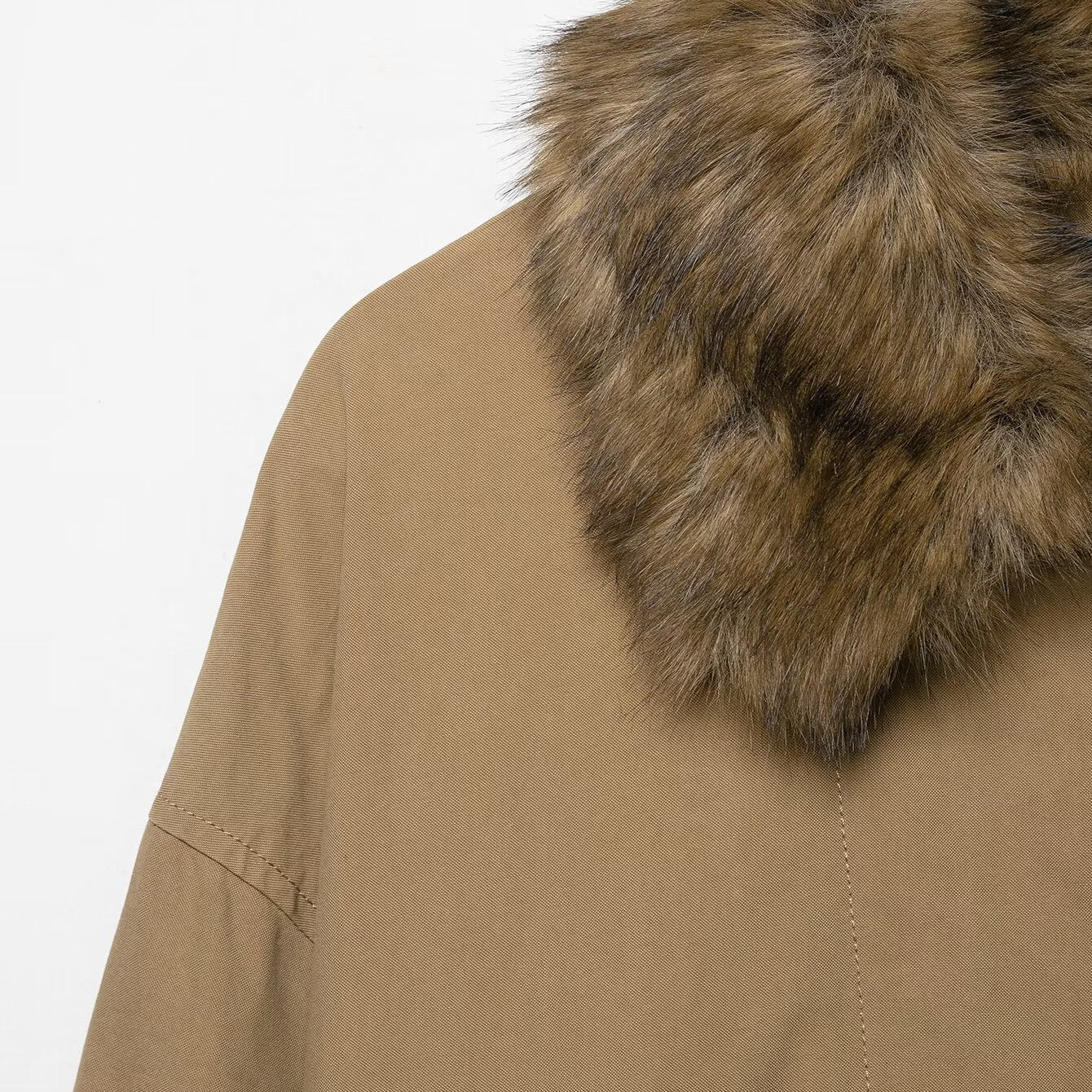 Elegant Langry fur collar bomber jacket in beige with textured fabric and zipper