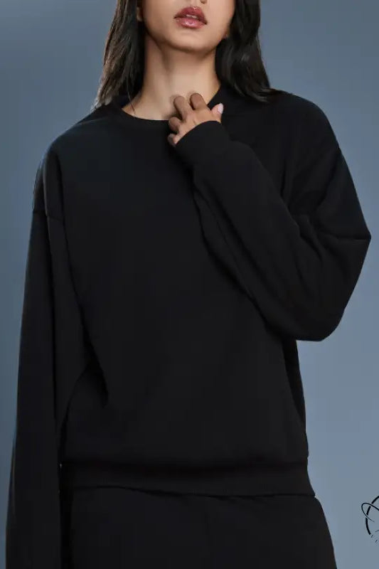 Black long sleeve oversized velvet hoodie pullover in casual fashion