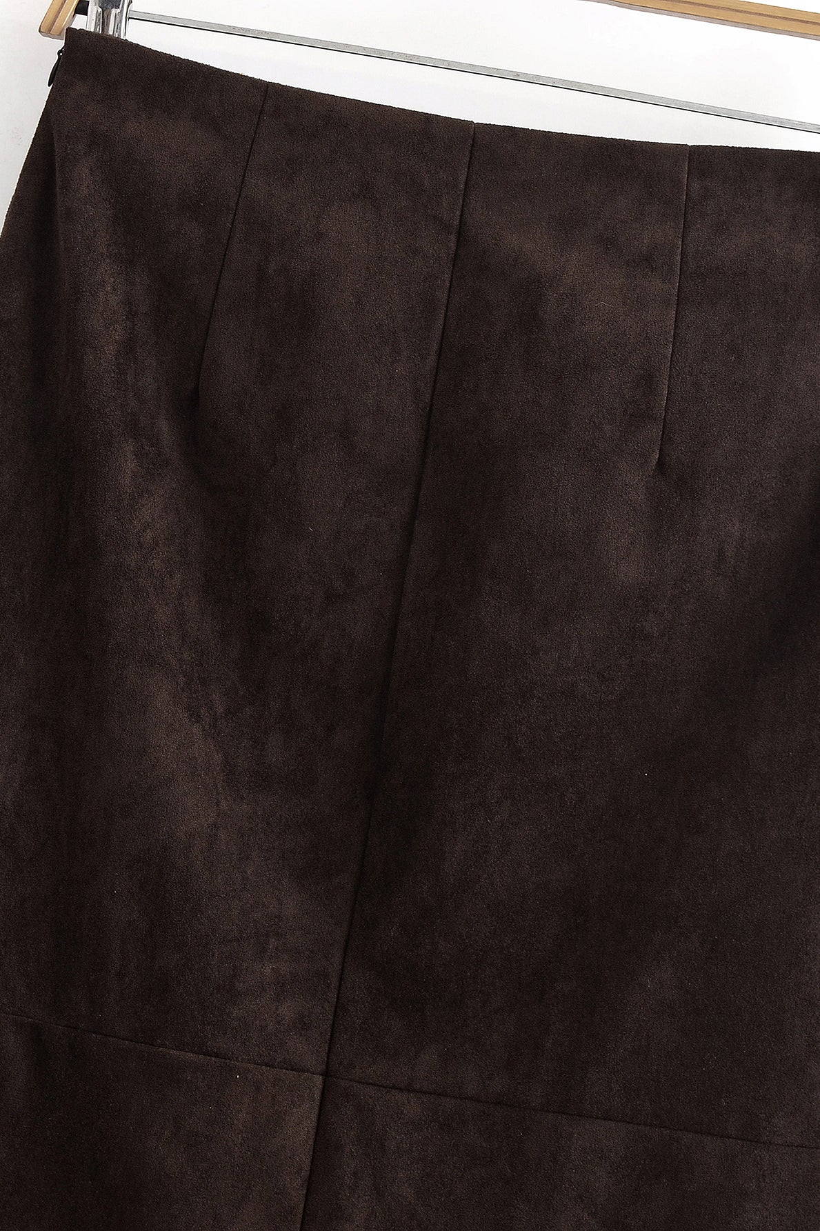 Elegant brown suede langry fashion sheath skirt with pleats and front slit