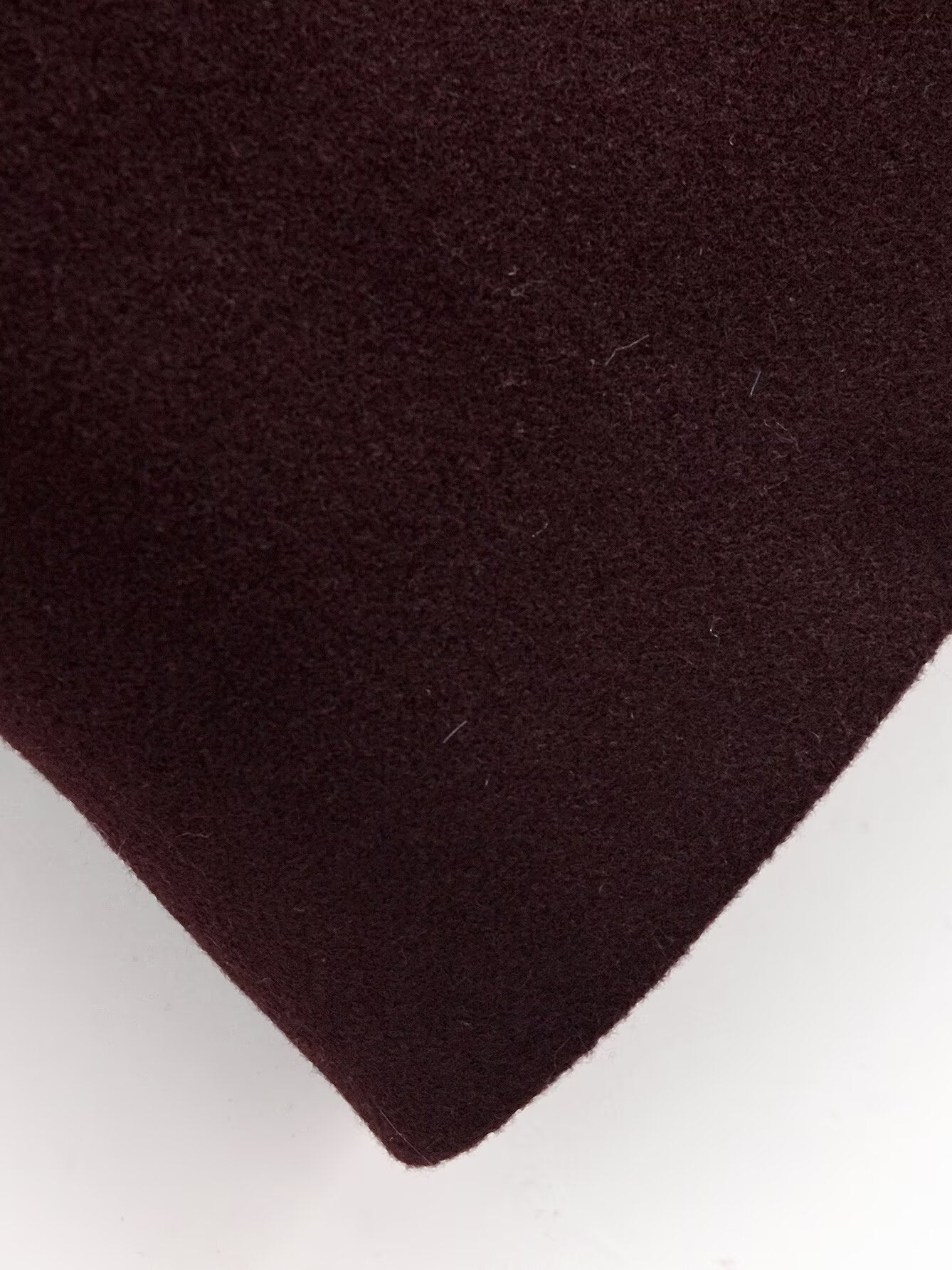 Brown felt coaster with smooth texture for Langry fashion overcoat