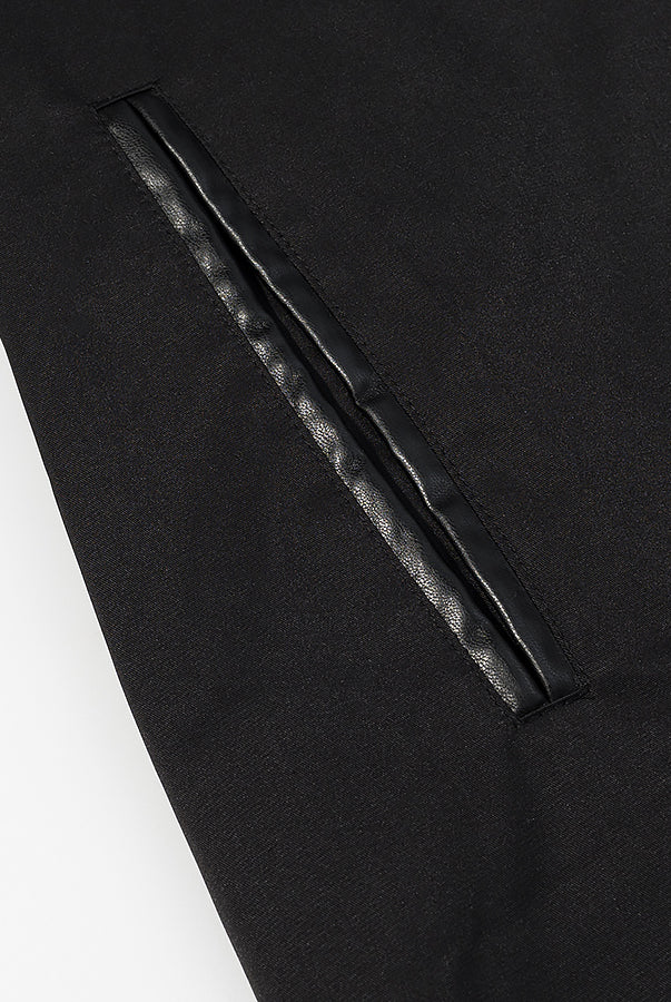 Fashionable Langry black leather pen case with textured zipper