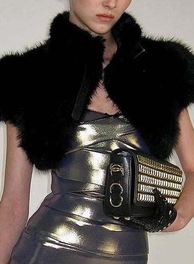 Langry fashion ملابس: fur-trimmed silver dress with belt