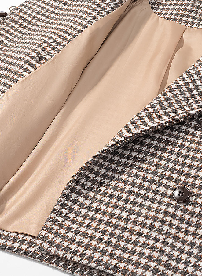 Langry fashion houndstooth wool trench coat with beige lining, black buttons