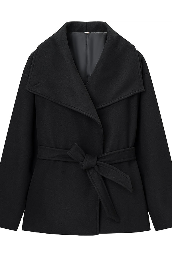 Elegant langry black wool coat with wide lapel and tie belt for winter fashion