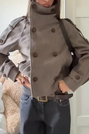 Elegant langry gray double-breasted woolen pea coat with black buttons